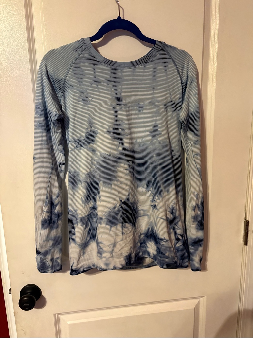 Lululemon Tie-Dye swiftly Long Sleeve Crewneck Shirt - Blue
